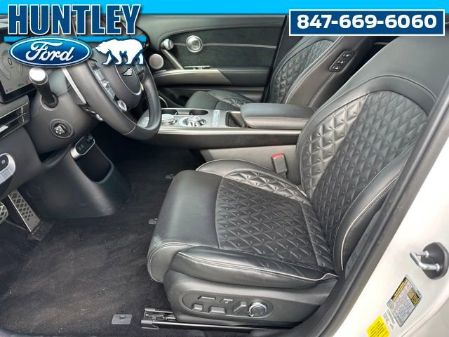 Used 2023 Genesis GV60 Performance image 21