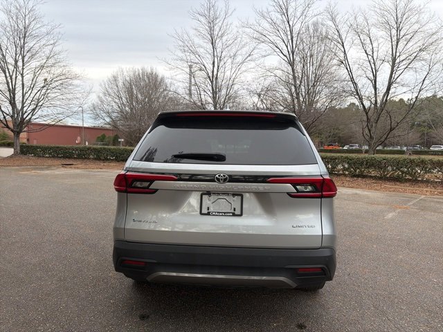 Used 2024 Toyota Grand Highlander Limited image 7