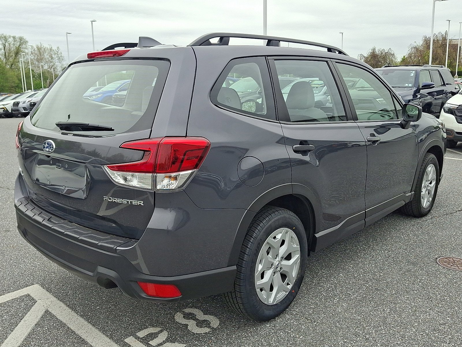 Used 2022 Subaru Forester AWD/4WD image 4