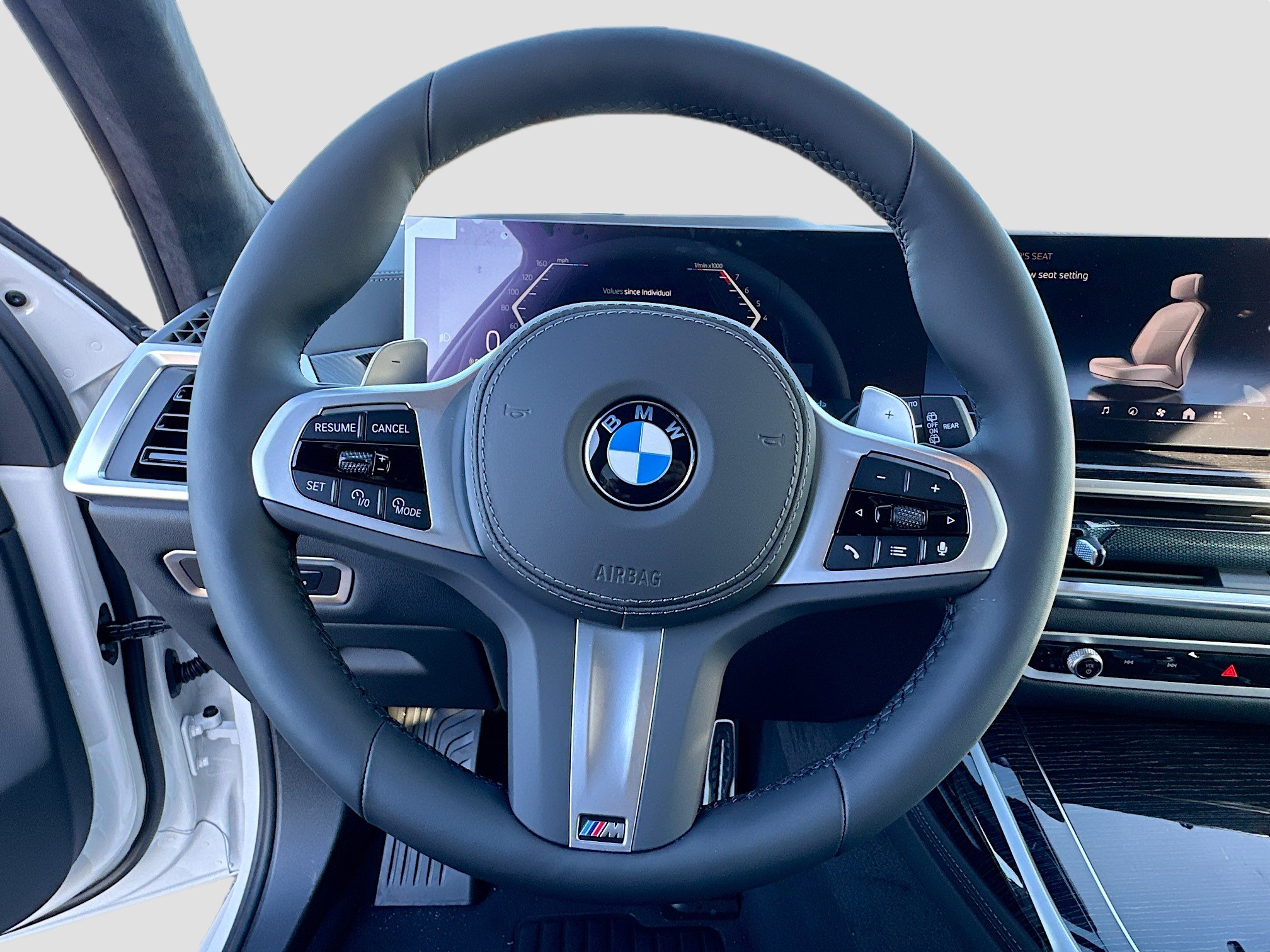 New 2026 BMW X7 xDrive40i w/ Executive Package image 8