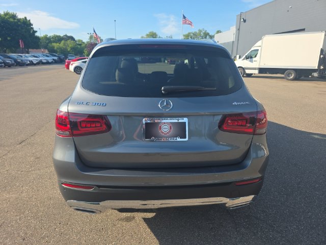 Used 2022 Mercedes-Benz GLC 300 4MATIC image 25