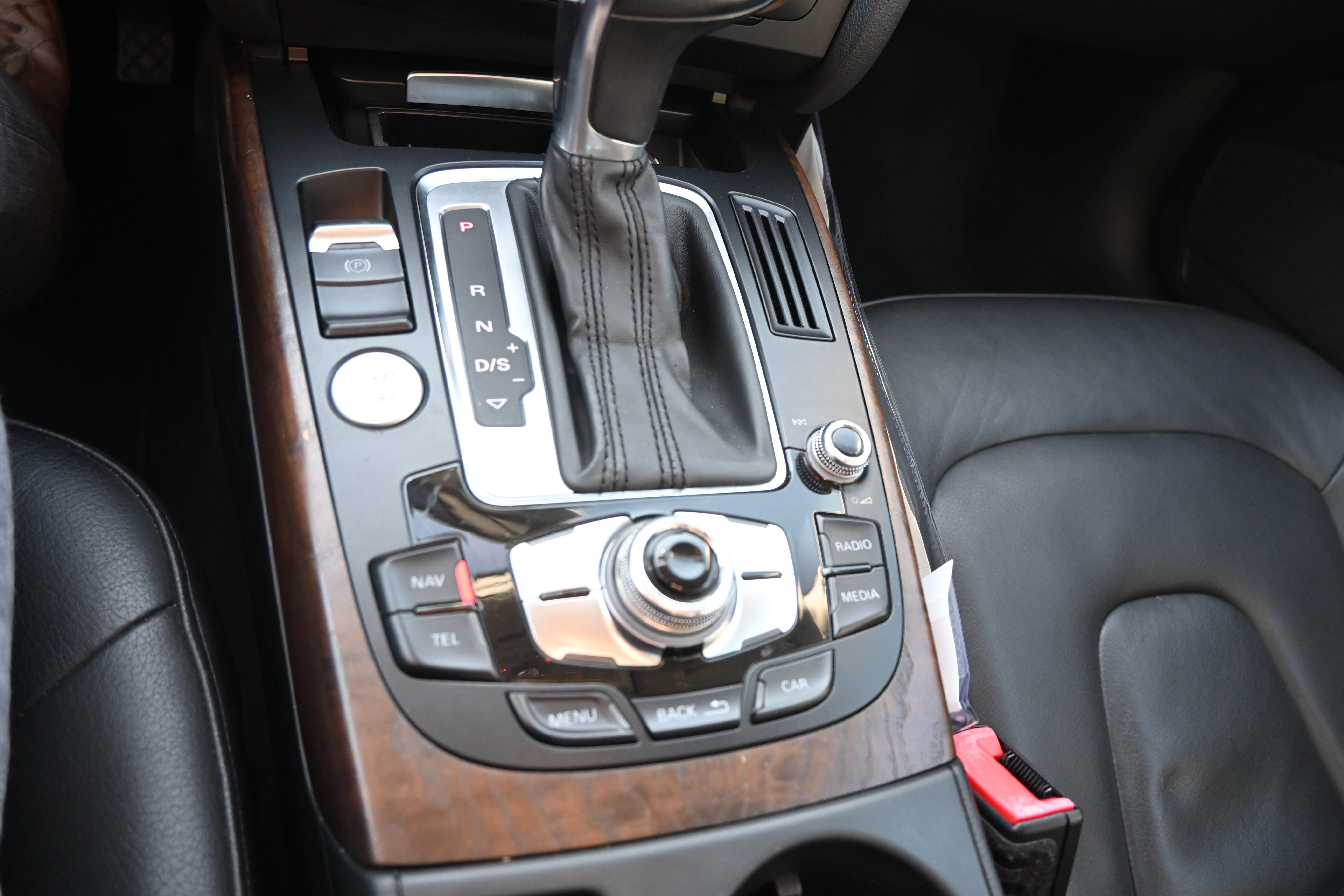 Used 2016 Audi A4 2.0T Premium w/ Audi MMI Navigation Plus image 33