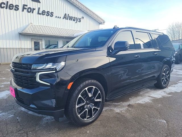 Used 2021 Chevrolet Suburban RST w/ Luxury Package image 13