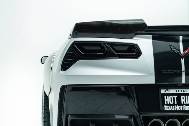Used 2019 Chevrolet Corvette Stingray Coupe RWD image 17