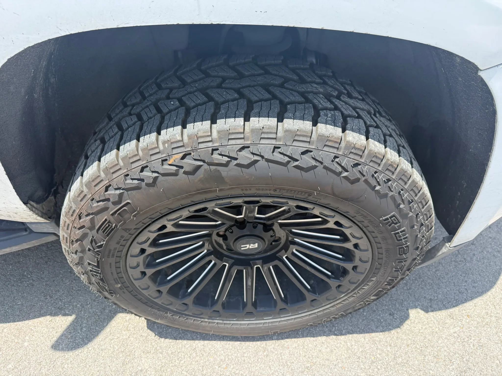 Used 2018 Chevrolet Tahoe LT AWD/4WD image 26