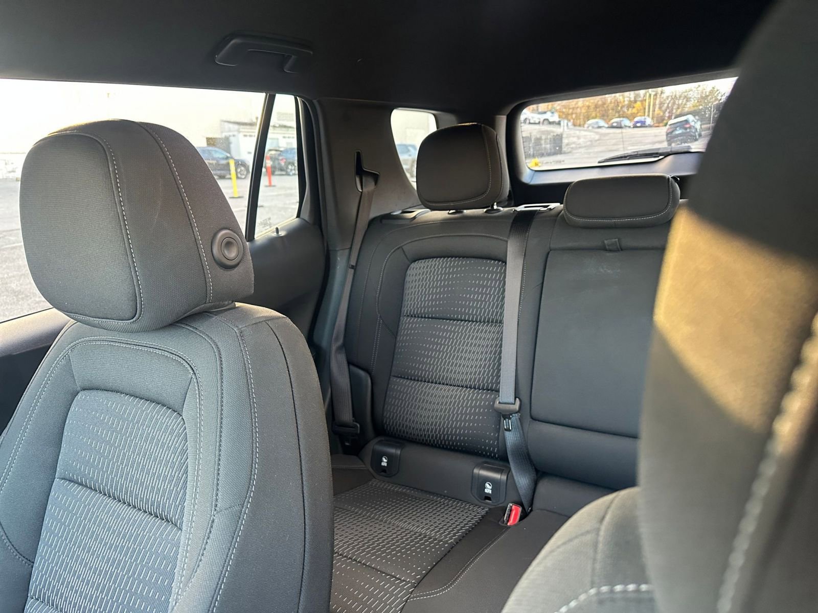 Used 2025 Chevrolet Equinox LT image 38