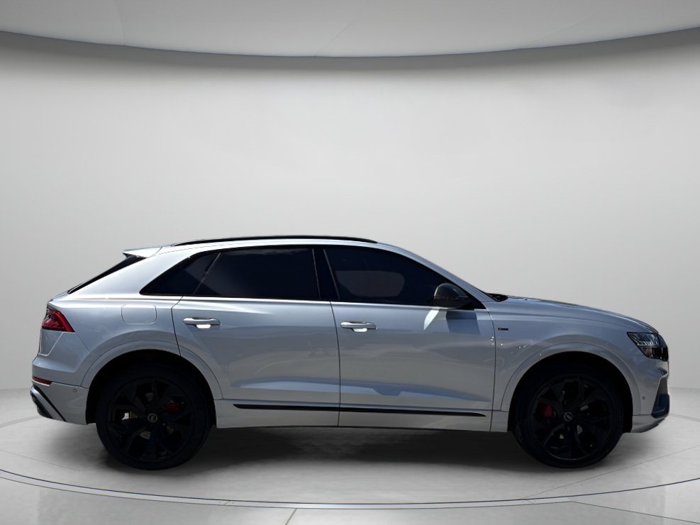 Used 2019 Audi Q8 Prestige AWD/4WD image 2
