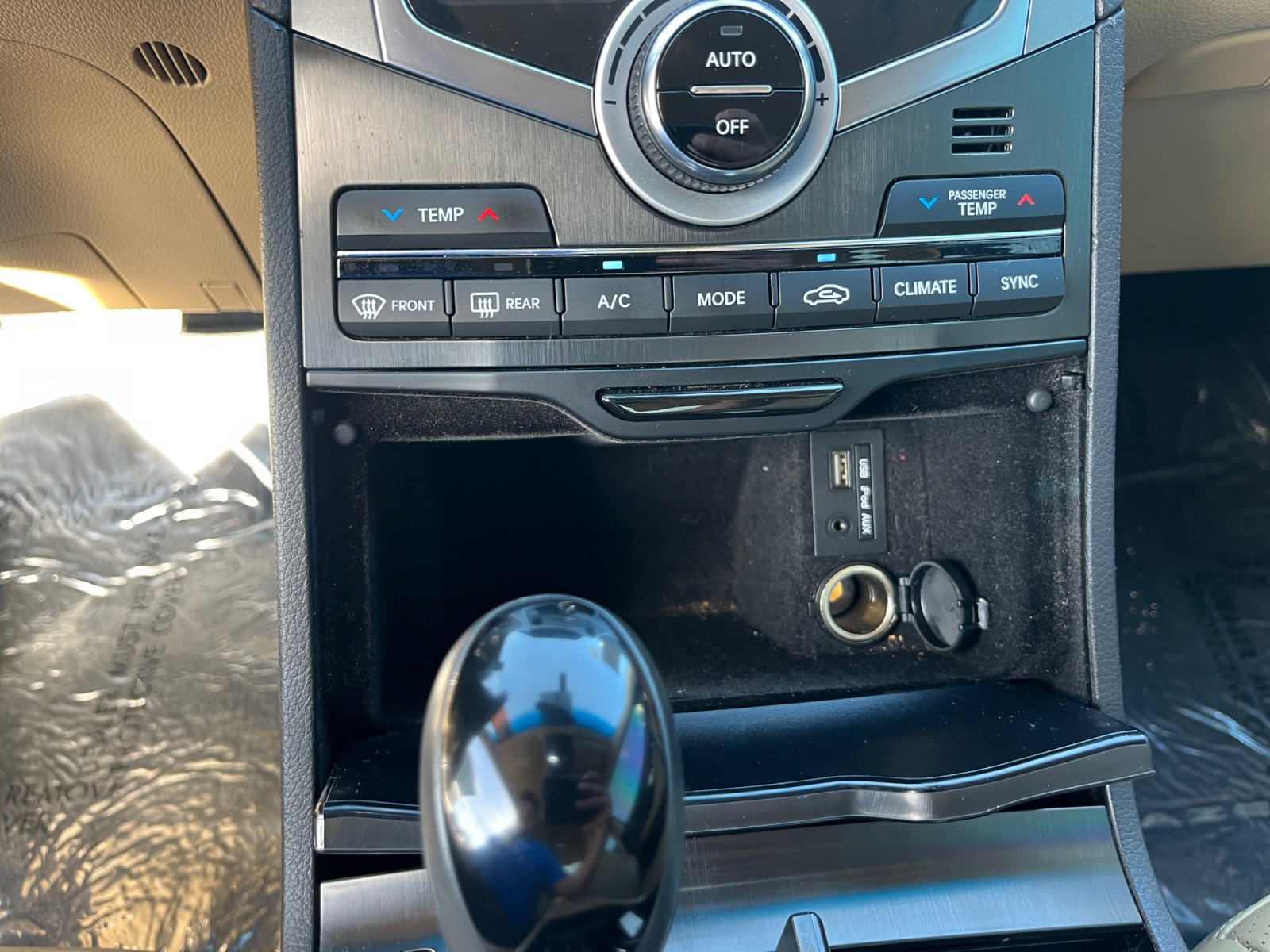 Used 2017 Hyundai Azera image 29