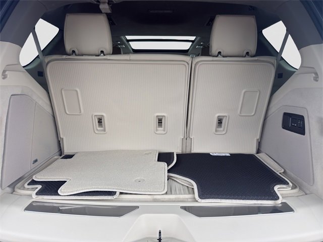 Used 2025 Cadillac Escalade Sport Platinum w/ LPO, ONYX Package image 19