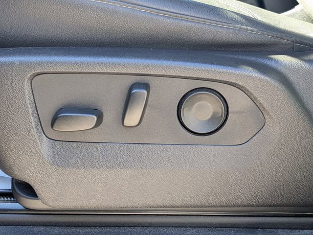 Used 2025 GMC Sierra 1500 SLT image 21