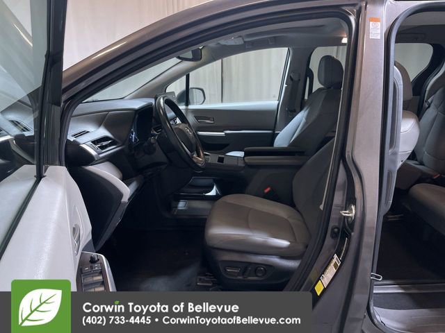 Certified 2024 Toyota Sienna XLE image 15