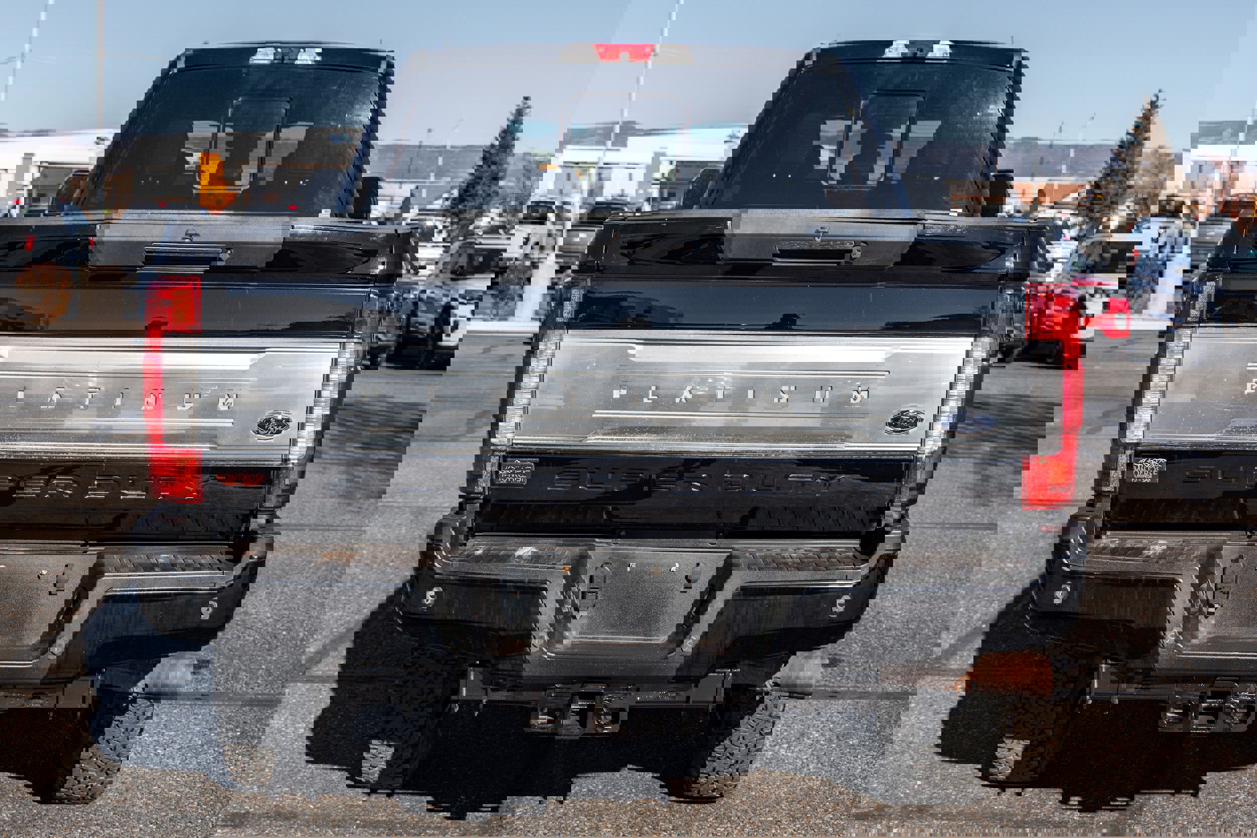 Certified 2017 Ford F350 Platinum w/ Platinum Ultimate Package image 5