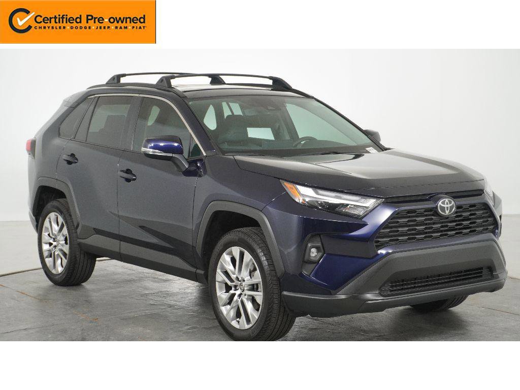 Used 2025 Toyota RAV4 XLE Premium image 1