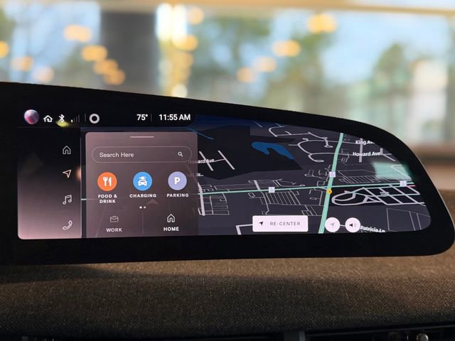 Used 2025 Lucid Air Touring AWD/4WD image 33