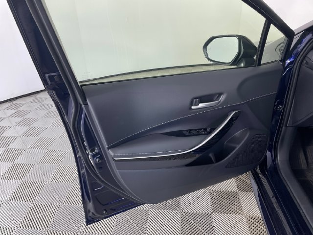 New 2027 Toyota Corolla XSE w/ Black Out Package (TMS) FWD image 5