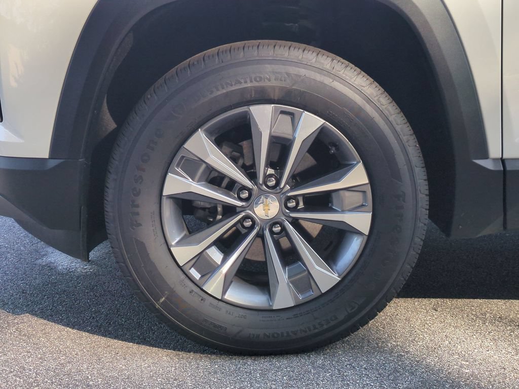 New 2026 Chevrolet Equinox LT FWD image 10