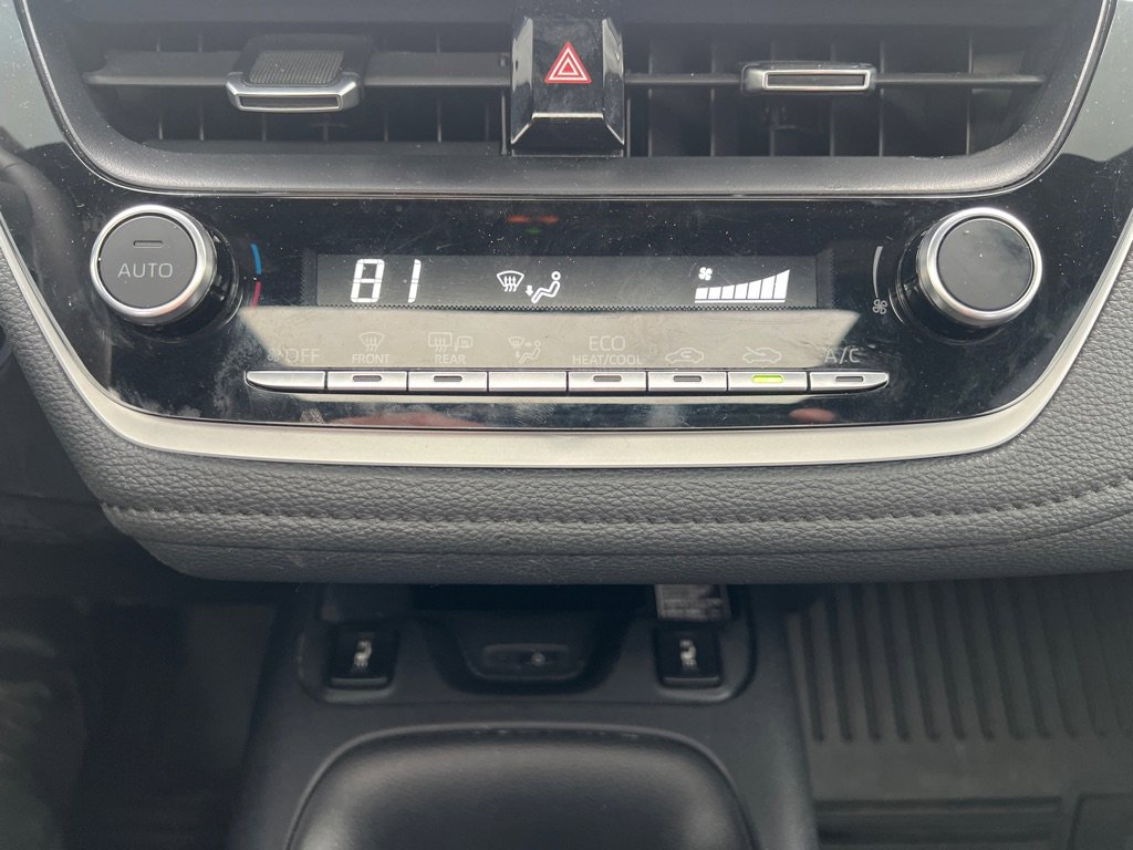 Used 2024 Toyota Corolla XSE image 27