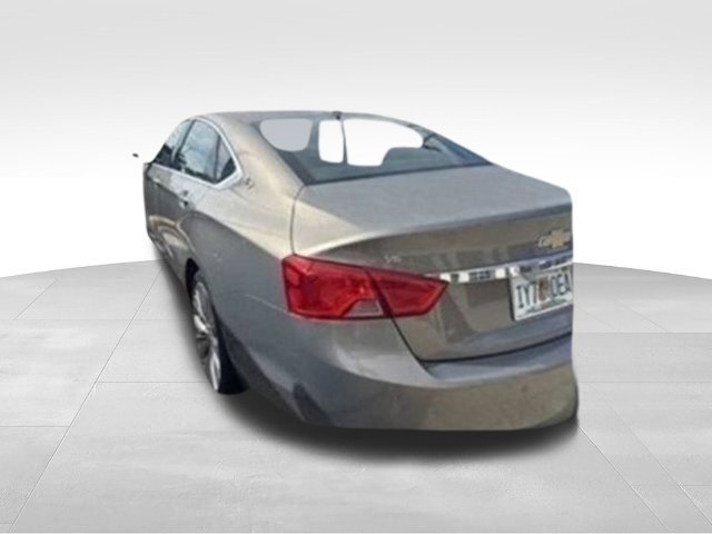 Used 2017 Chevrolet Impala Premier w/ Enhanced Convenience Package FWD image 2