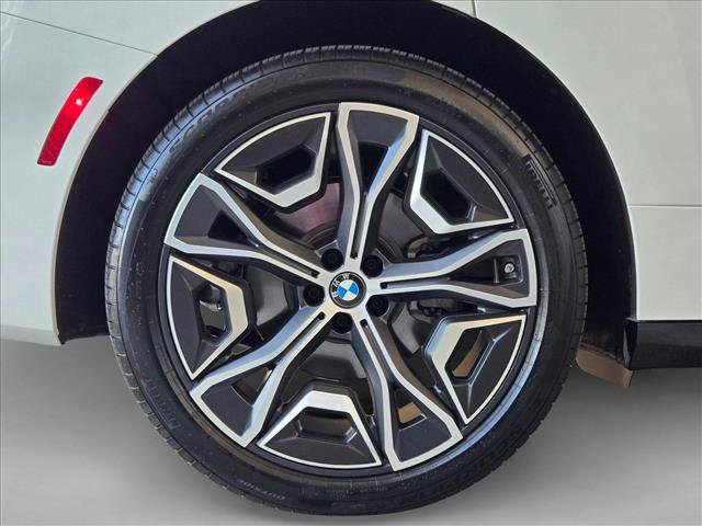 Used 2026 BMW iX xDrive60 AWD/4WD image 27