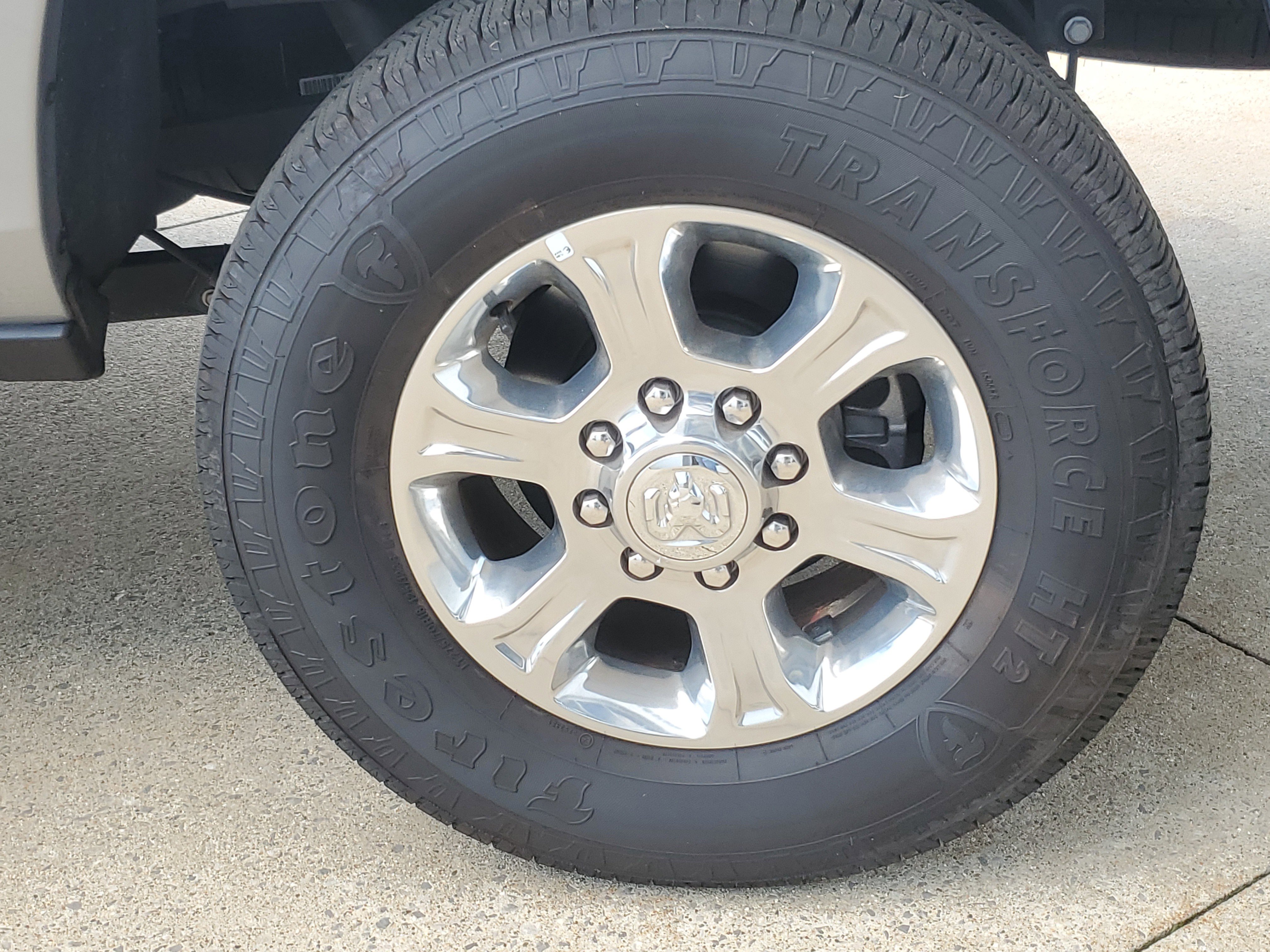 Used 2024 RAM 2500 Big Horn w/ Sport Appearance Package image 5