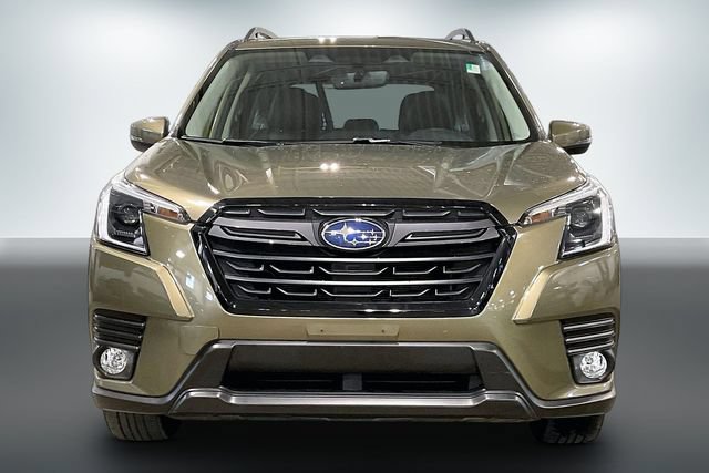 Used 2023 Subaru Forester Limited AWD/4WD image 2
