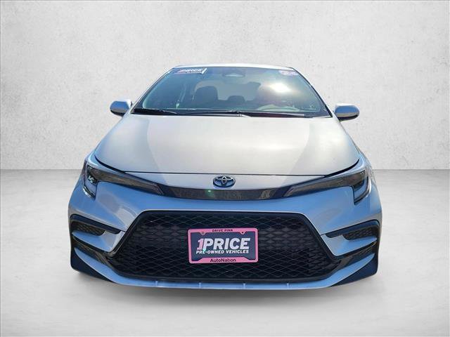 Used 2026 Toyota Corolla SE FWD image 2