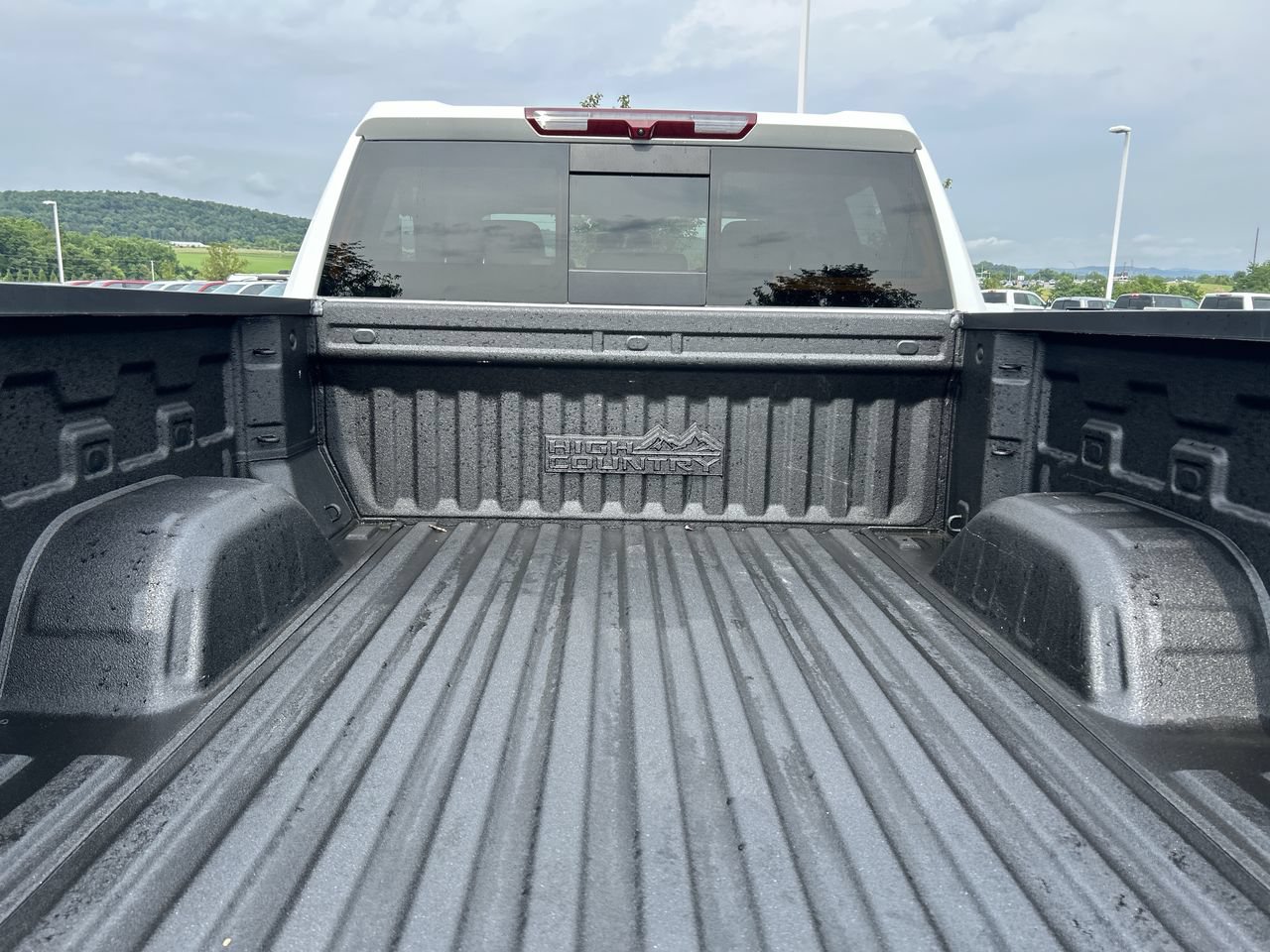 Used 2022 Chevrolet Silverado 1500 High Country AWD/4WD image 9