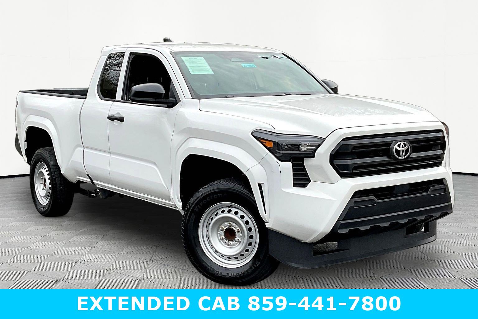 Used 2024 Toyota Tacoma SR image 3