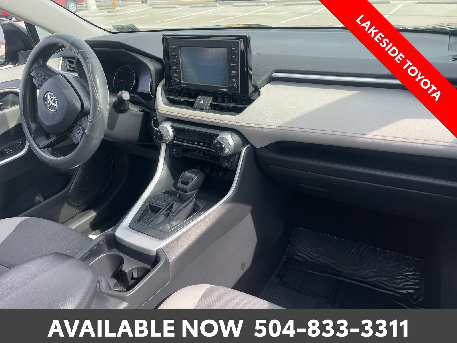 Used 2020 Toyota RAV4 XLE FWD image 15