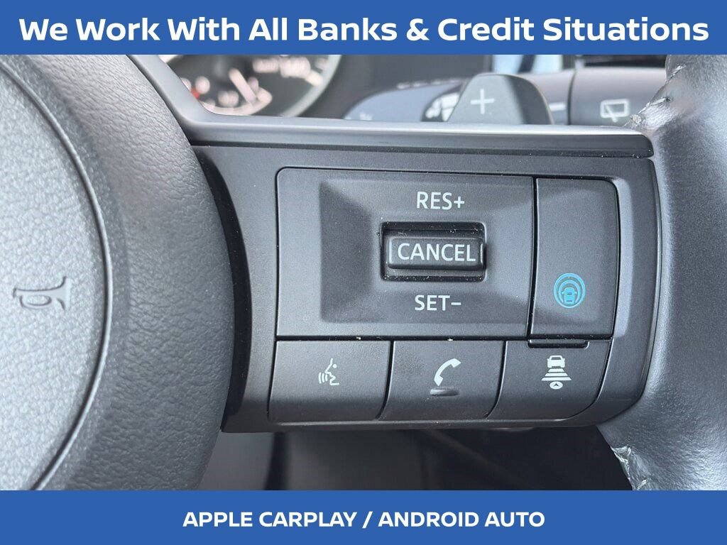 Certified 2025 Nissan Pathfinder SV image 26