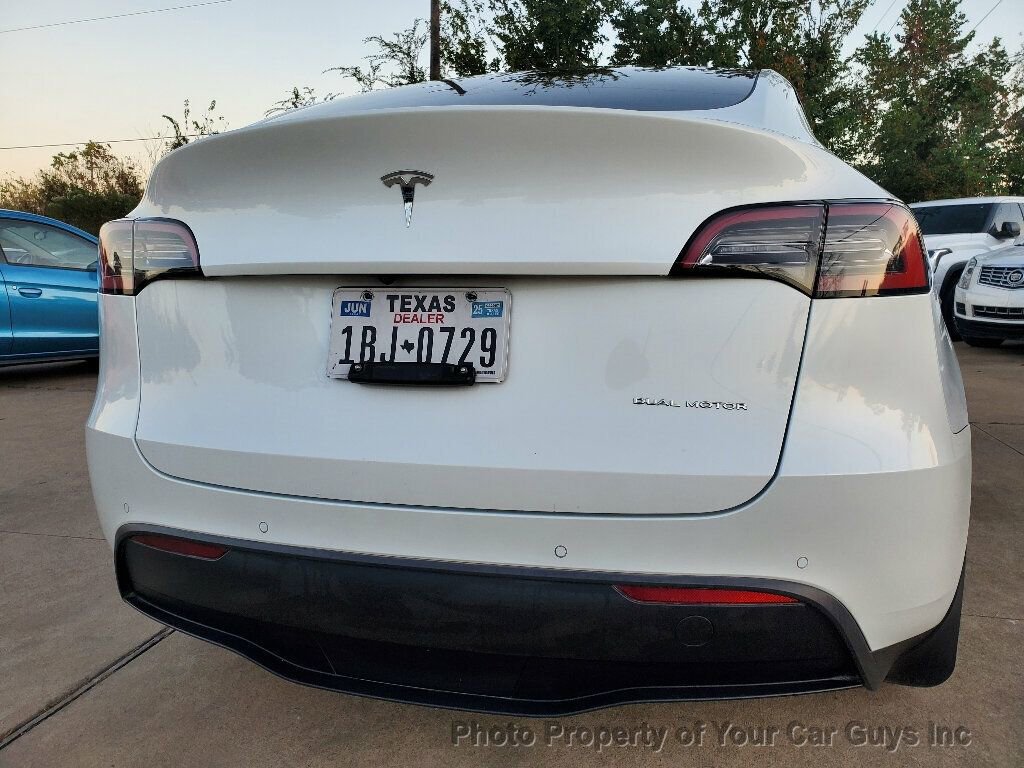 Used 2021 Tesla Model Y Long Range image 16