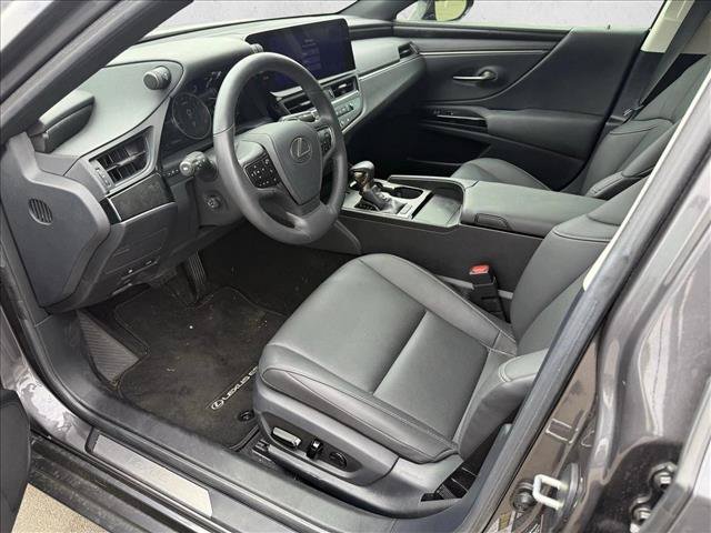 Used 2023 Lexus ES 350 w/ Premium Package FWD image 10