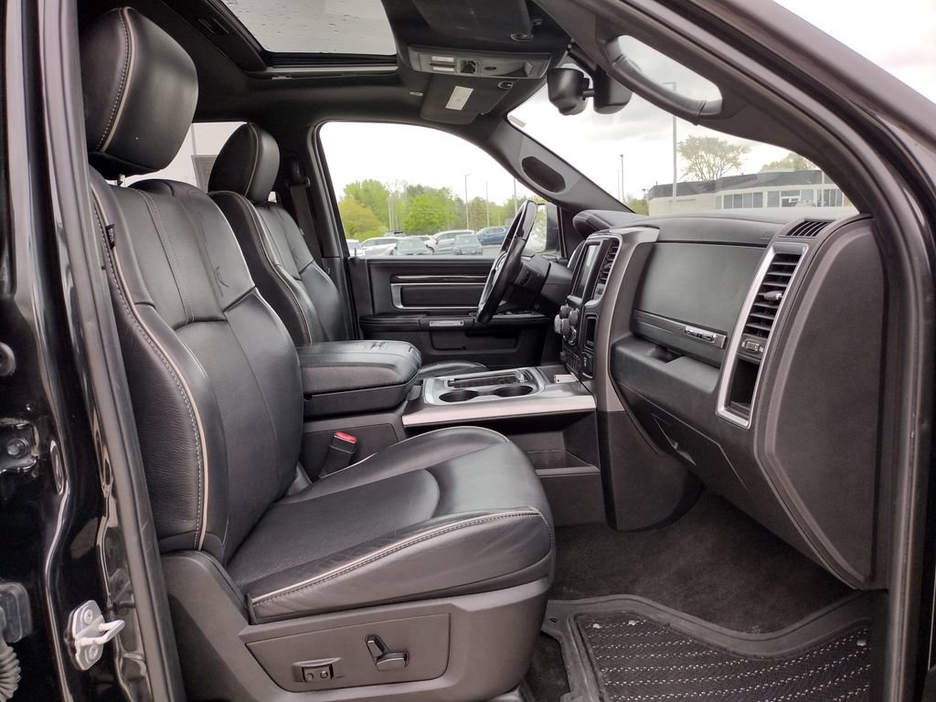 Used 2017 RAM 1500 Limited AWD/4WD image 11