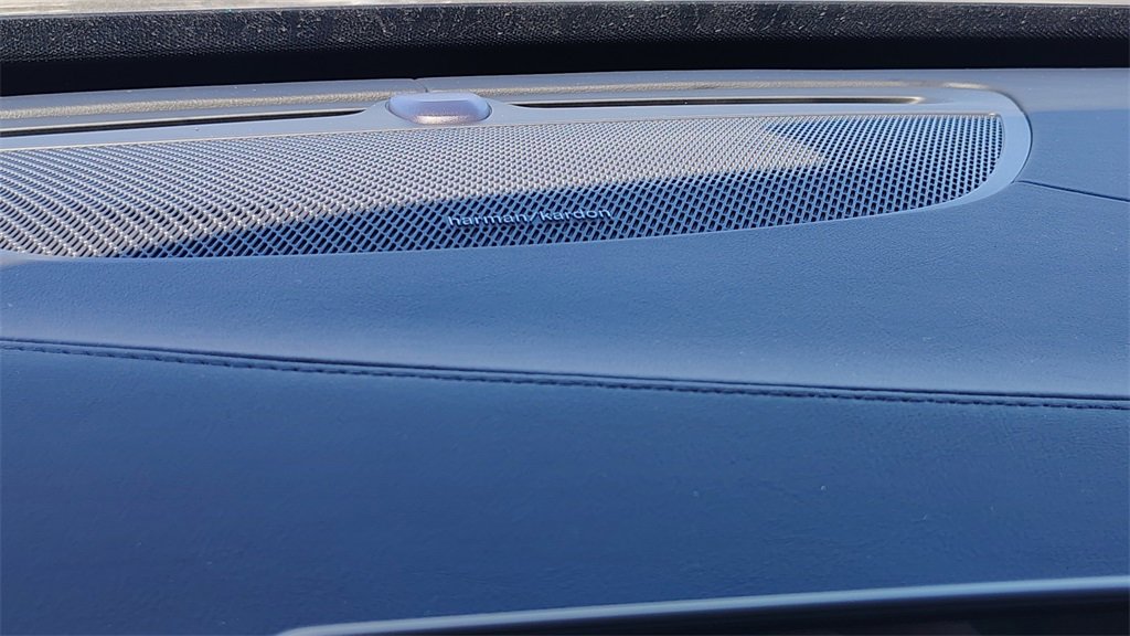 New 2026 Volvo XC90 B6 Plus w/ Protection Package Premier image 20