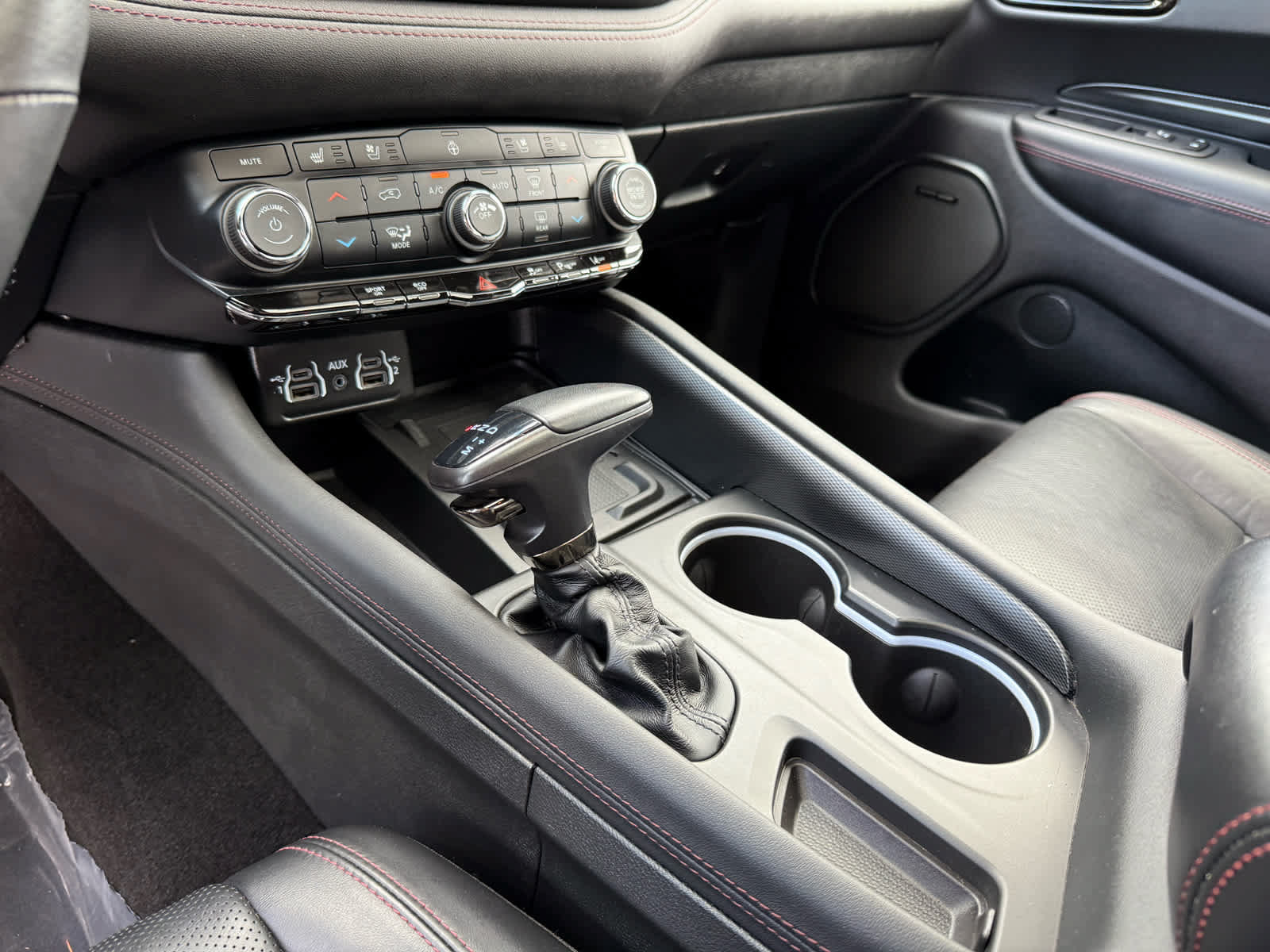 Used 2022 Dodge Durango R/T AWD/4WD image 22