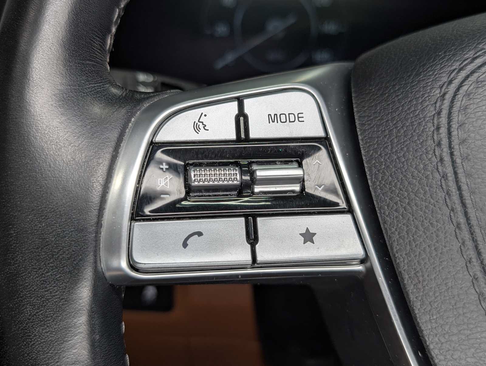 Certified 2023 Kia Telluride SX X-Pro AWD/4WD image 38