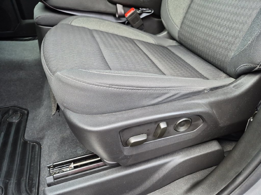 Certified 2023 Chevrolet Silverado 1500 LT AWD/4WD image 15