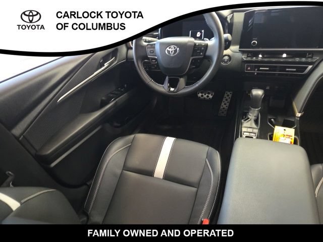 Used 2026 Toyota Camry SE FWD image 18