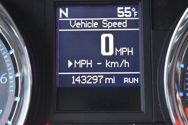 Used 2015 Chrysler Town & Country Touring-L w/ Driver Convenience Group FWD image 15