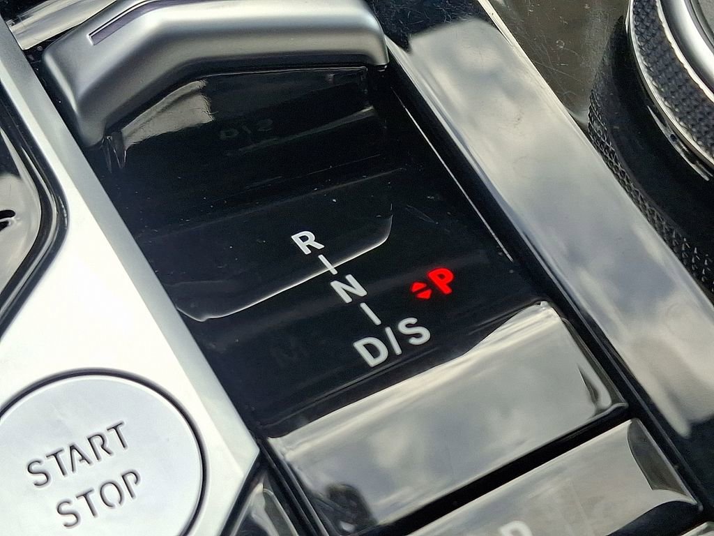 Certified 2024 BMW X5 xDrive50e w/ Climate Comfort Package image 15