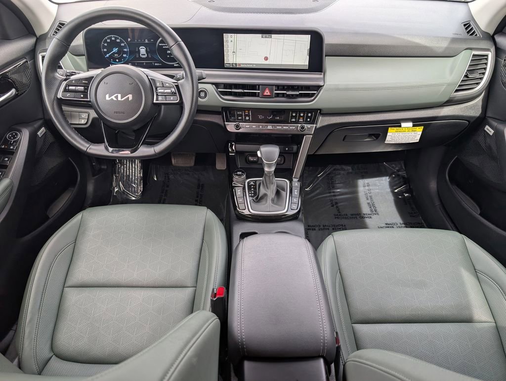 Certified 2025 Kia Seltos SX w/ SX Sunroof Package AWD/4WD image 22