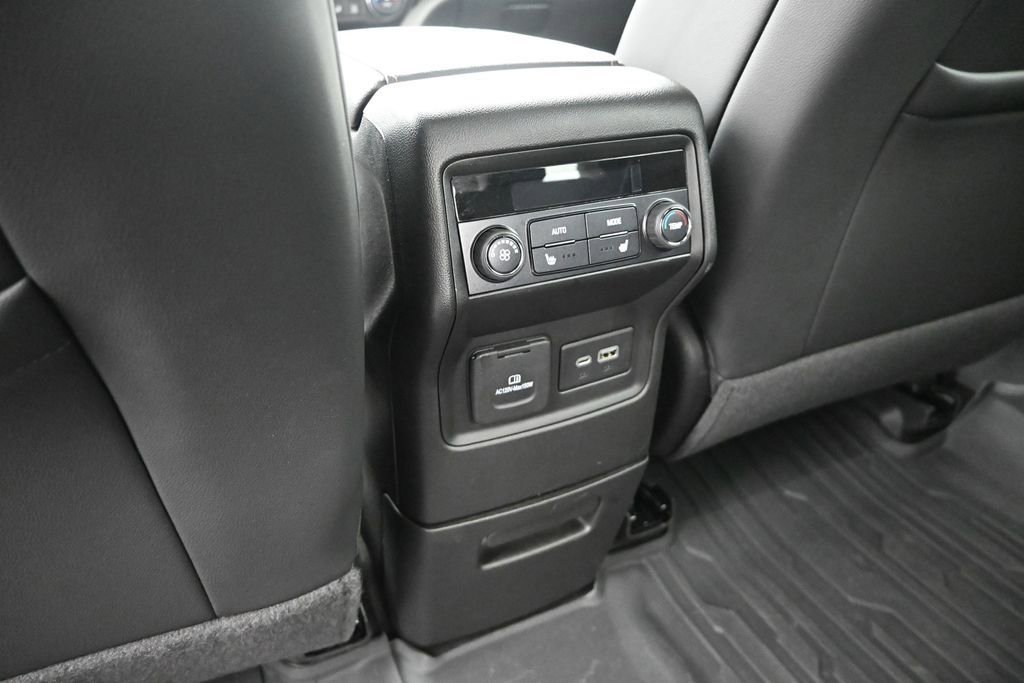 Used 2023 GMC Acadia AT4 w/ Preferred Package AWD/4WD image 13