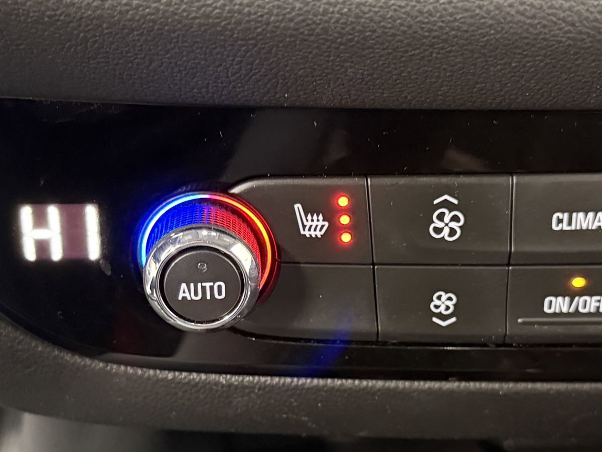 Used 2021 Buick Enclave Essence w/ Trailering Package, 5000 lbs. image 24