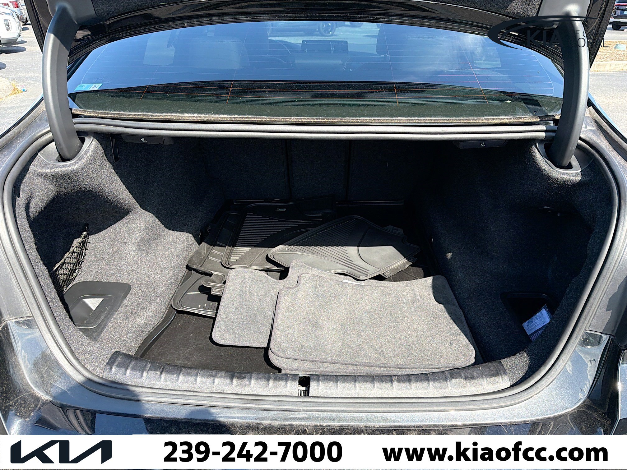 Used 2023 BMW 530i w/ M Sport Package image 11