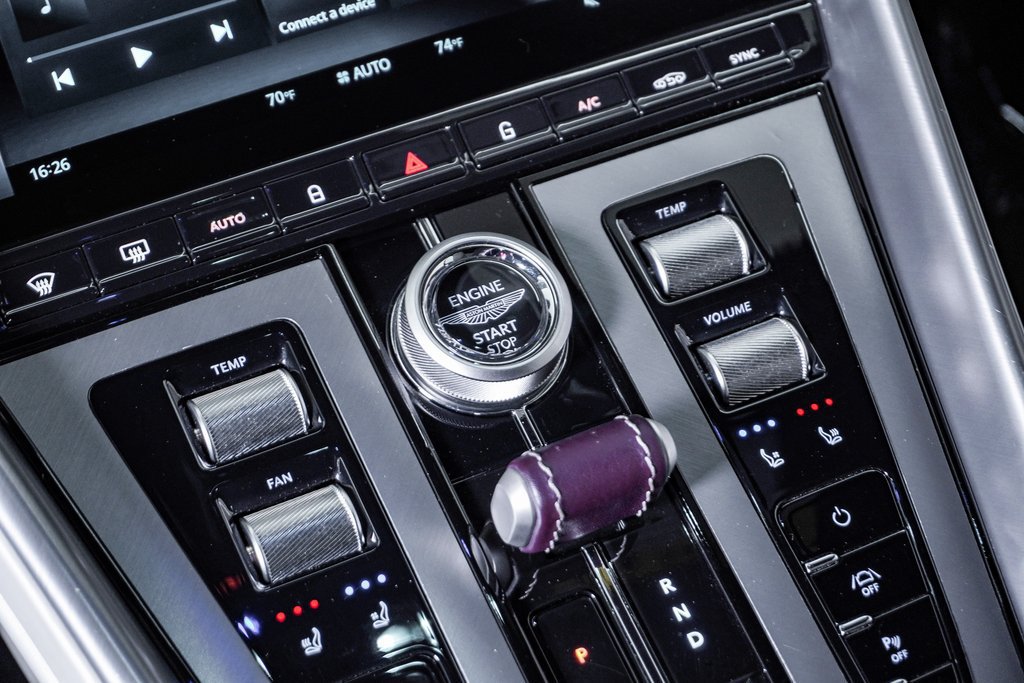 Used 2024 Aston Martin DB12 Coupe RWD image 28