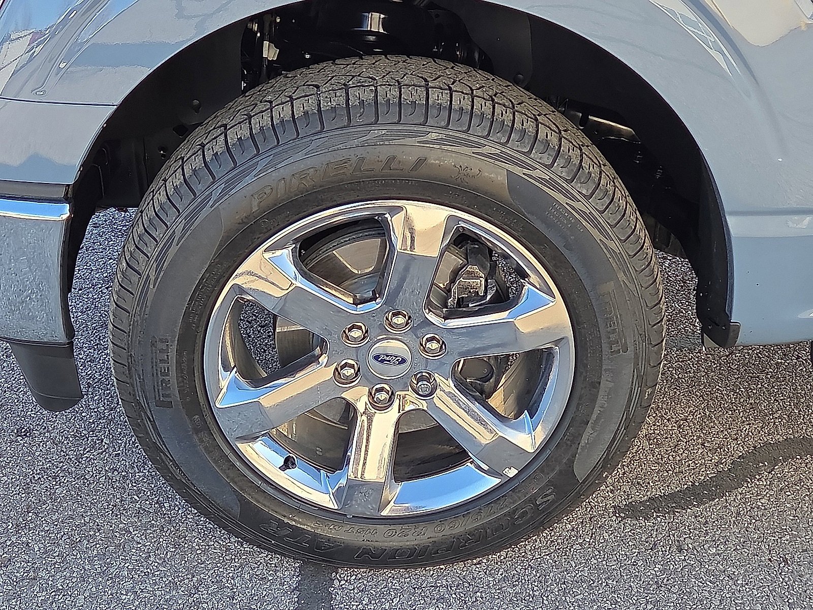 Used 2023 Ford F150 Lariat w/ Trailer Tow Package image 7