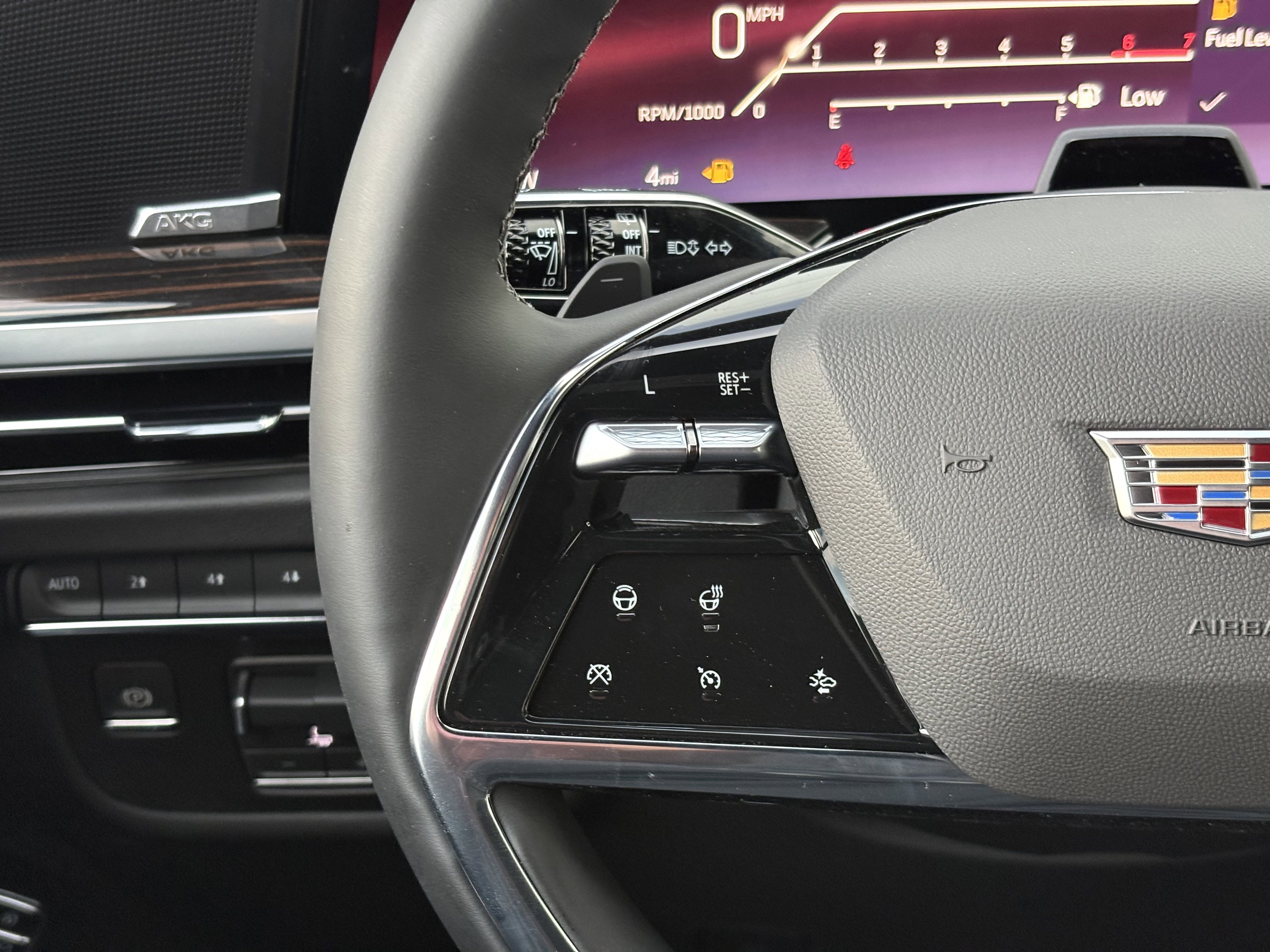 New 2026 Cadillac Escalade Luxury image 20