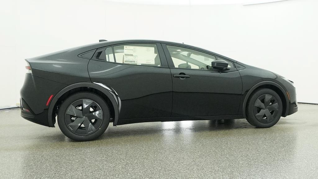 New 2027 Toyota Prius LE FWD image 15