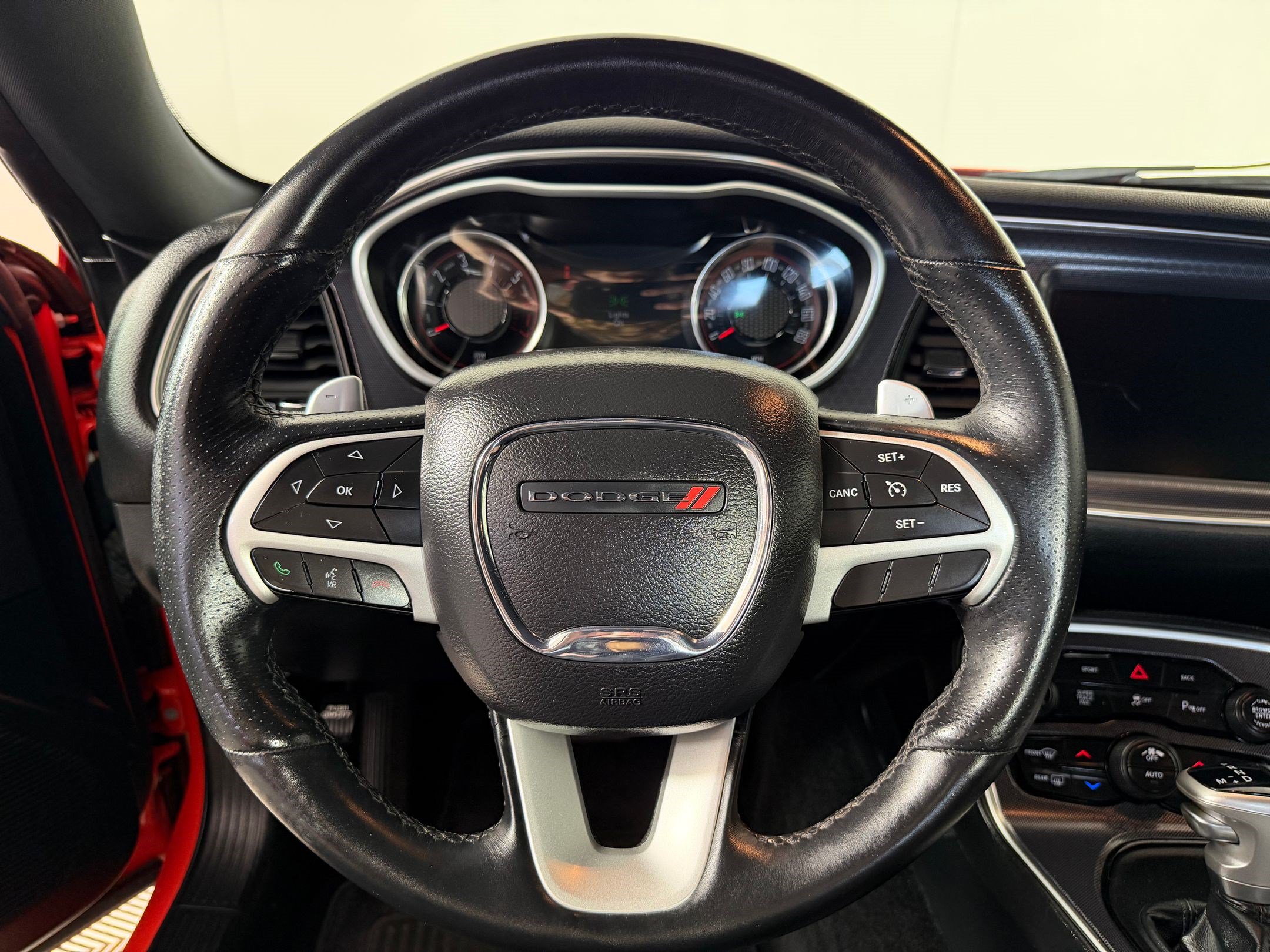 Used 2016 Dodge Challenger R/T Scat Pack RWD image 11