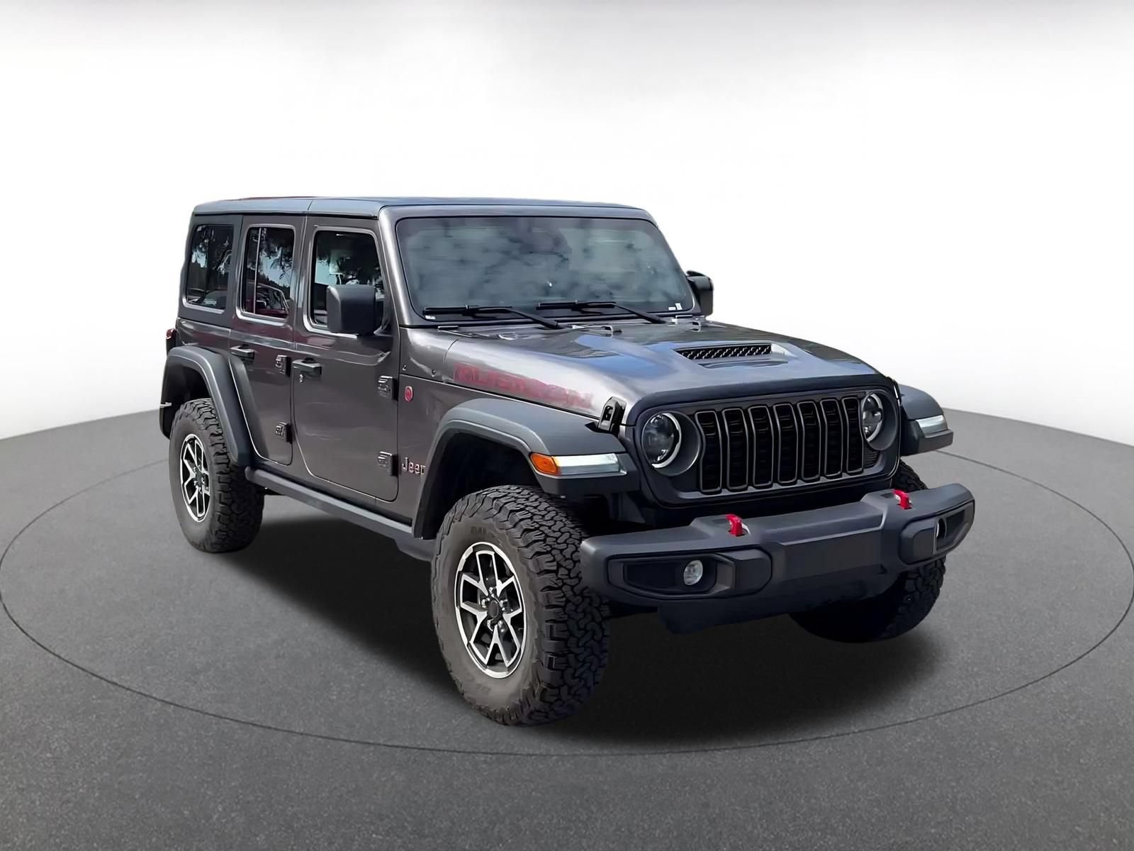 Used 2026 Jeep Wrangler Unlimited Rubicon AWD/4WD image 3